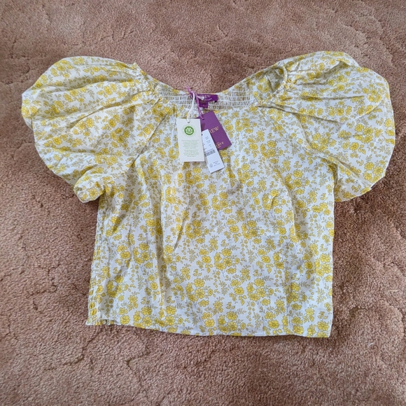 NWT J Crew Puff Sleeve With Smocked Back Floral Top Size 4 - Picture 1 of 8